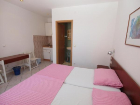 Отель Apartmani Mustapic Makarska  Макарска 